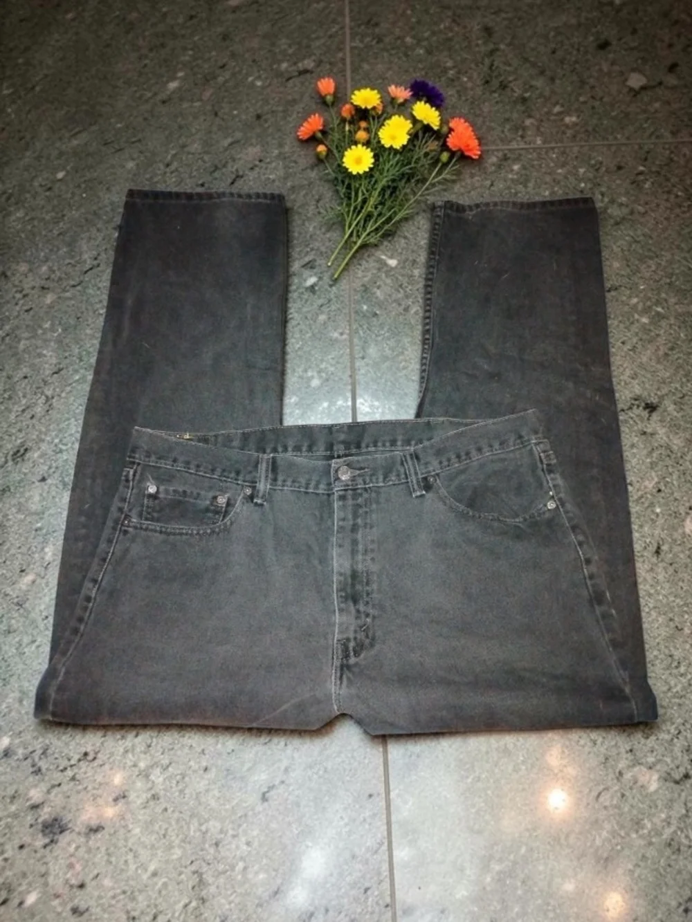 Classic Levi's 505 Regular Fit Straight Leg Black Wash Jeans 40x32